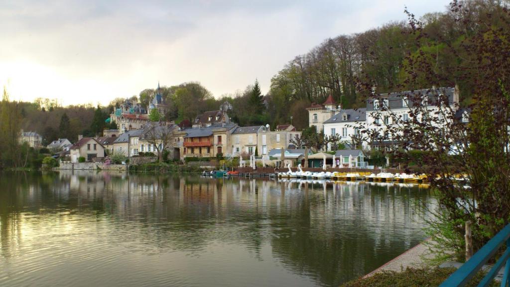 Aux Bles D'Or Hotel Pierrefonds Buitenkant foto