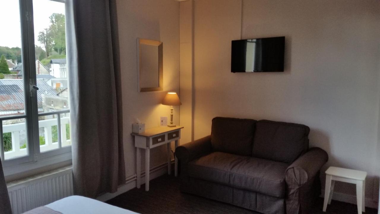 Aux Bles D'Or Hotel Pierrefonds Kamer foto